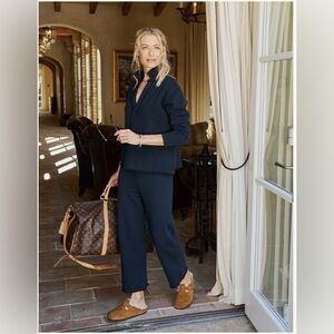 Frank & Eileen CARMEL TRAVEL SET Patrick Sweatshirt & Catherine 24" Sweatpants M